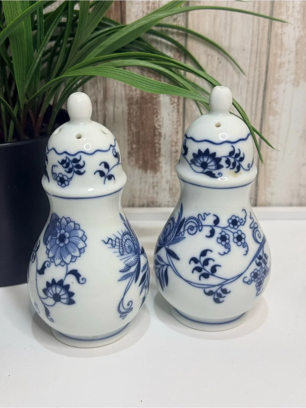 Salt & Pepper Set Vintage Blue Danube Blue Onion Japan